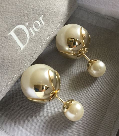 small dior earrings|dior mise en earrings.